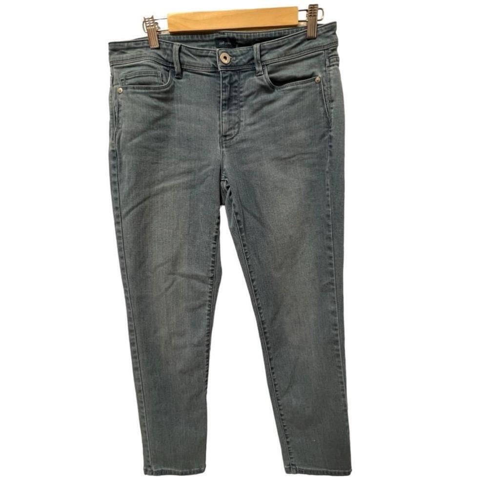 J Jill Women's Authentic Fit Slim Ankle Light Wash Jeans - Size 10 - Picture 10 of 16